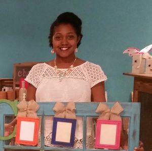 Meet your Posher, Pauline